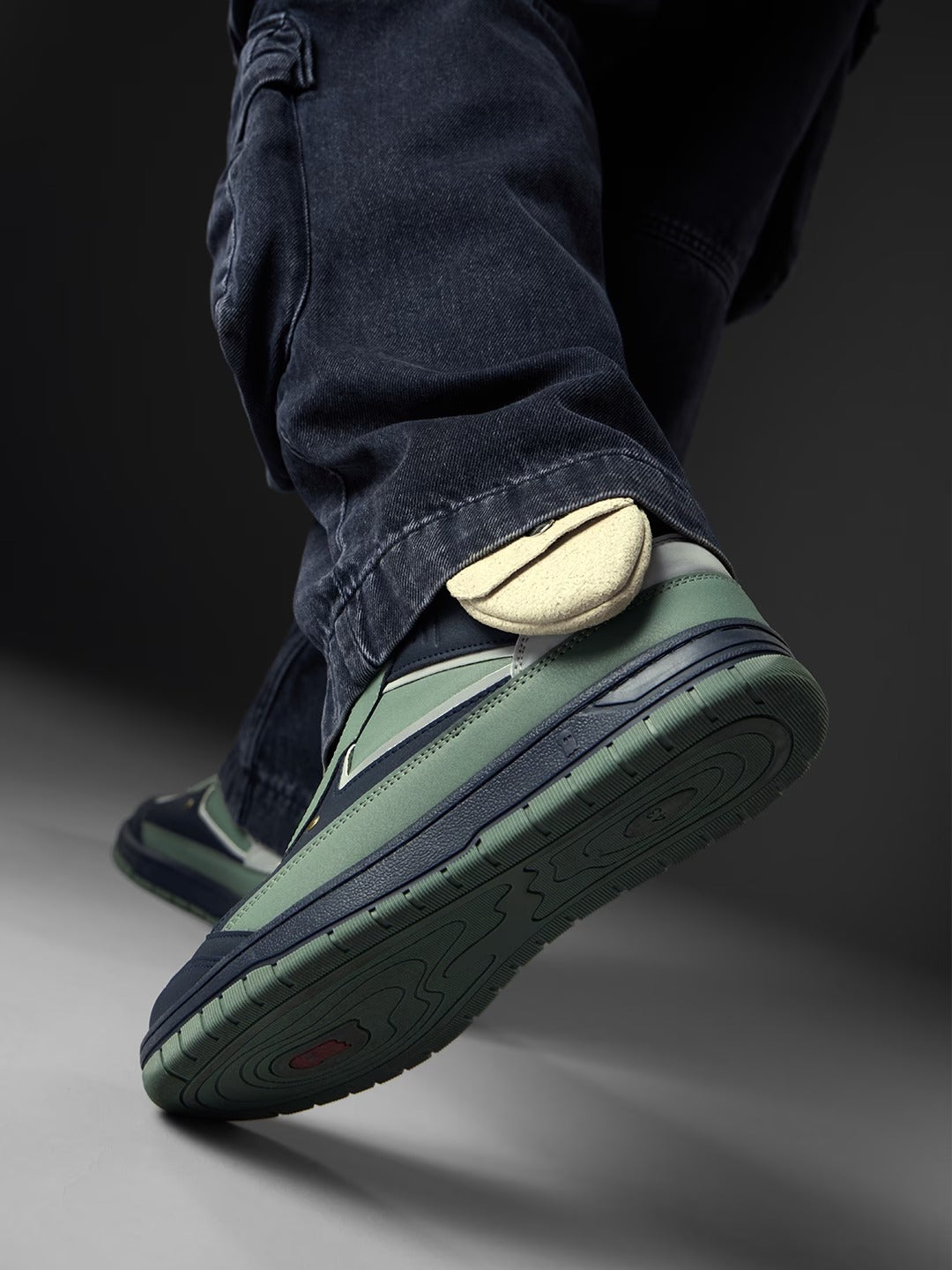 Shoevy Dark Green High-Top Utility Sneakers | Strap Street Outdoor Shoes